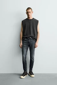 SKINNY FIT JEANS