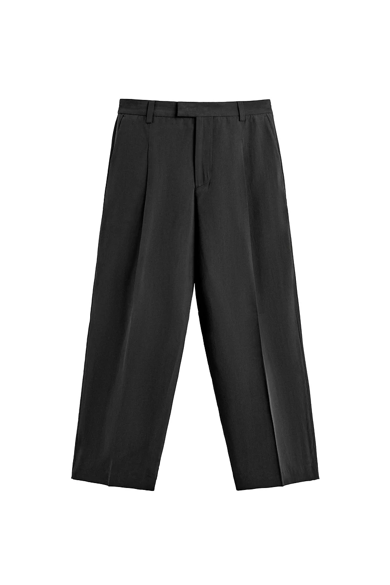 RELAXED FIT FLOWY PANTS