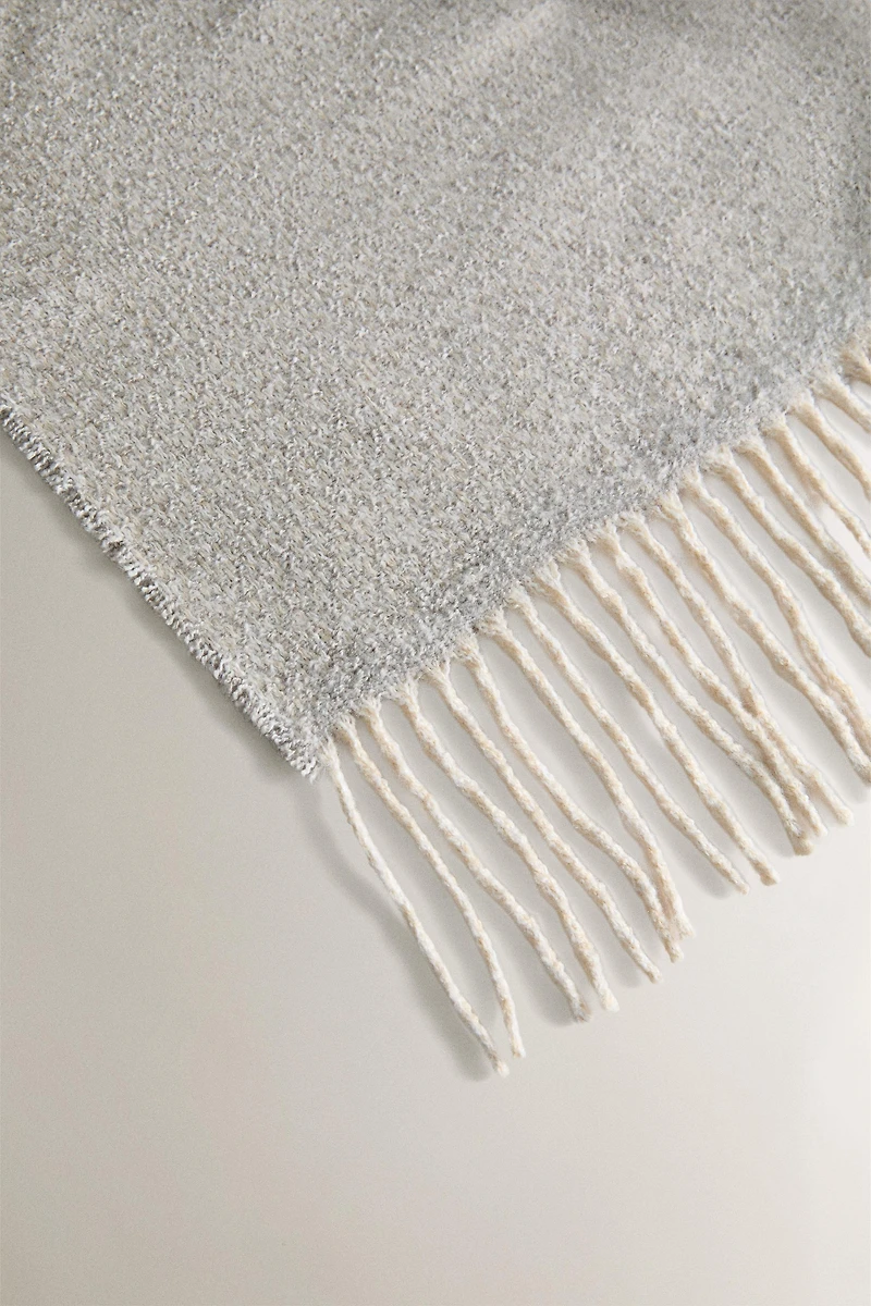 TEXTURED DIAMOND BLANKET