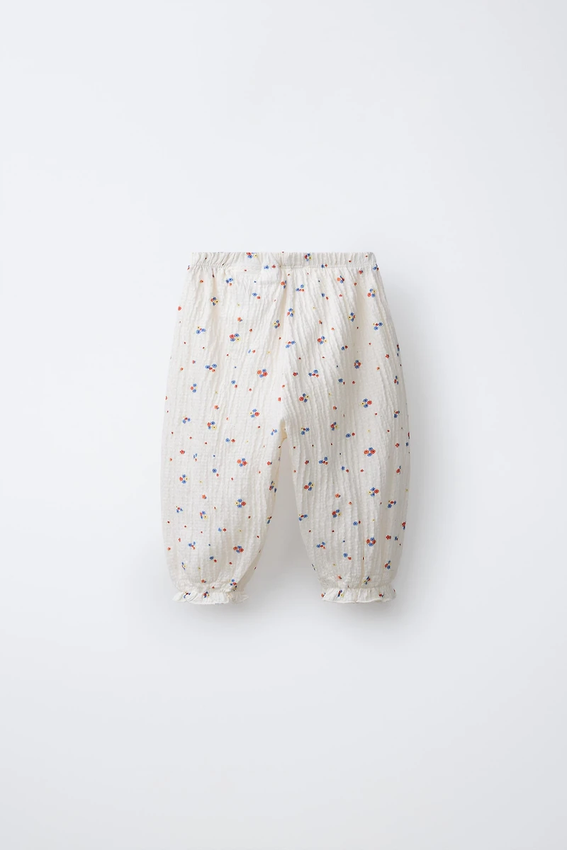 FLORAL TEXTURED JOGGER PANTS
