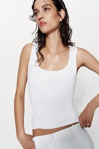 T-SHIRT EN POLYAMIDE À BRETELLES LARGES