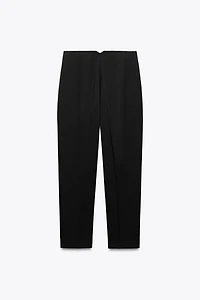 PANTS WITH A HIGH WAIST