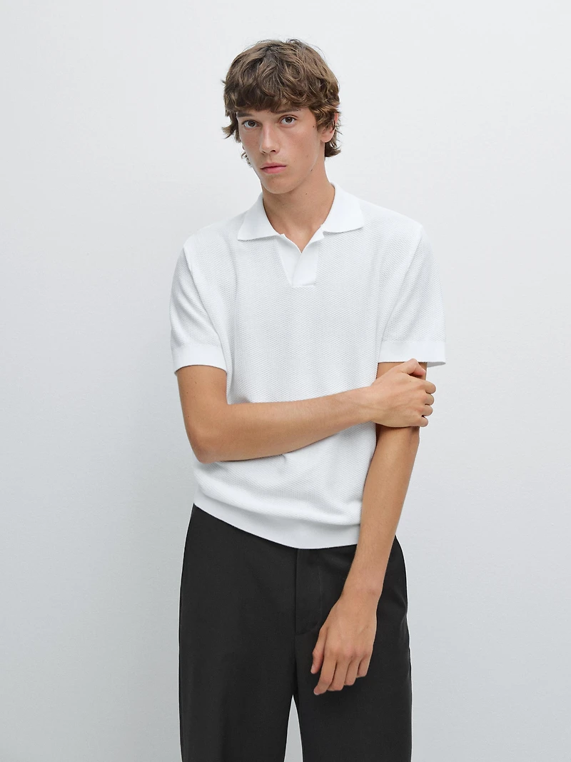 Textured knit short sleeve polo shirt