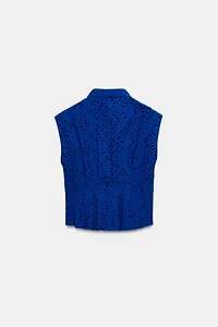 EMBROIDERED EYELET TOP