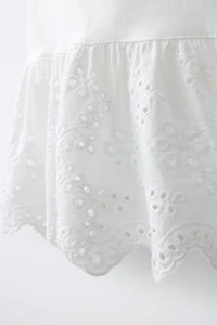 SWISS EMBROIDERY CONTRAST T-SHIRT
