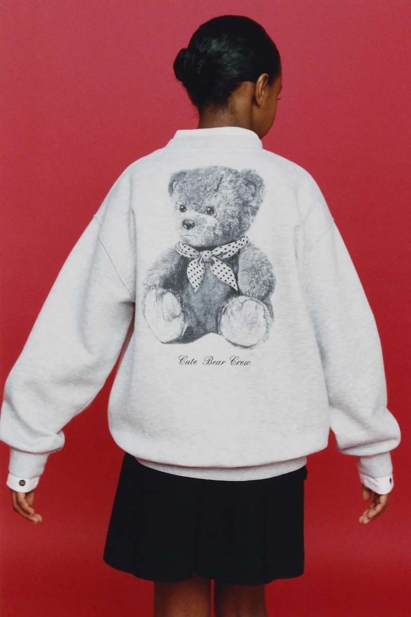 BEAR PRINT SWEATSHIRT