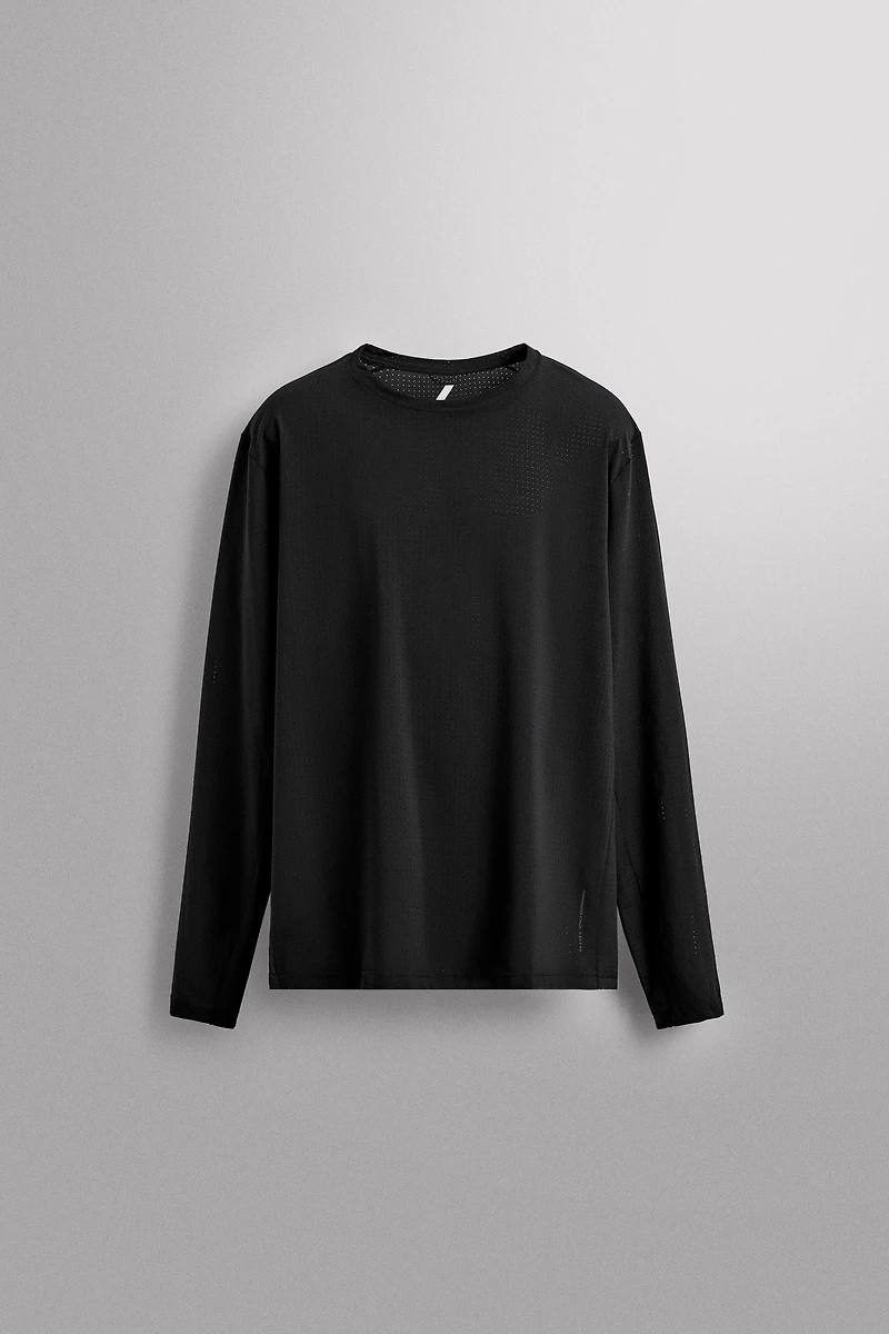 LONG SLEEVE PERFORATED T-SHIRT