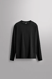 LONG SLEEVE PERFORATED T-SHIRT