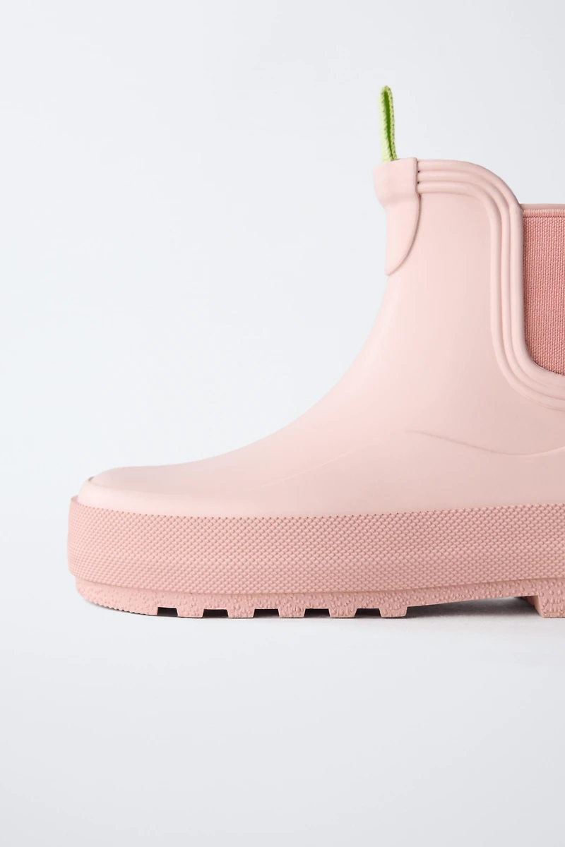 ELASTIC RAIN BOOTS