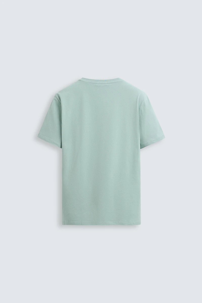 BASIC SLIM FIT T-SHIRT