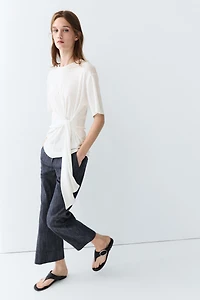 T-shirt manches courtes avec nouage