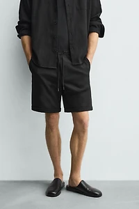 COMFORT REGULAR FIT SHORTS