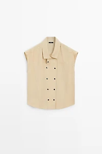 Short sleeve shirt with snap buttons