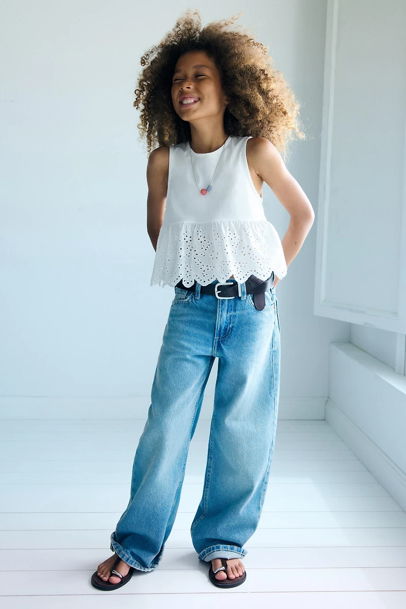 SWISS EMBROIDERY CONTRAST T-SHIRT
