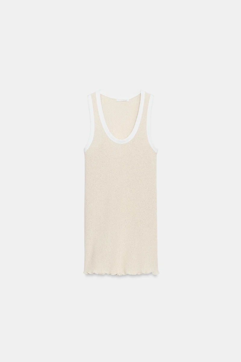 CONTRAST PIPING TOP