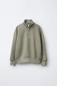 BASIC LABEL SWEATSHIRT