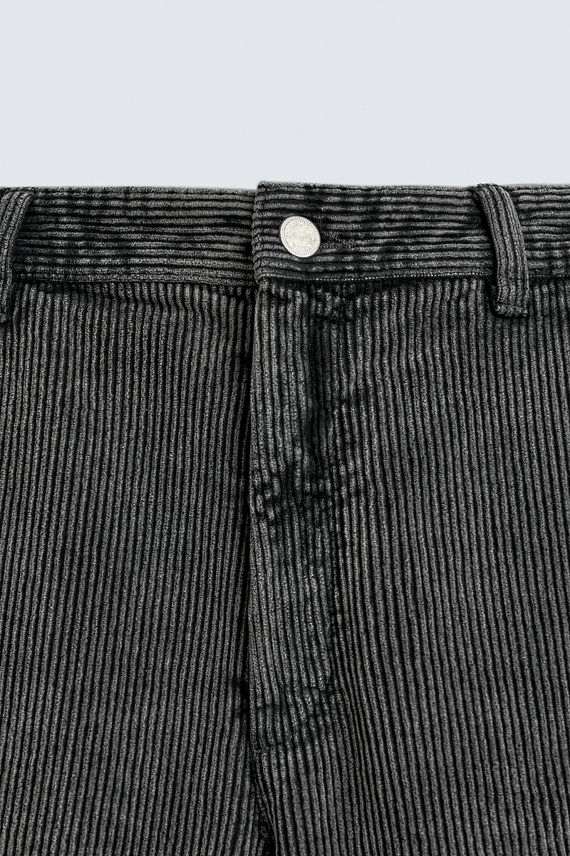 PANTALON CARROT FIT EN VELOURS CÔTELÉ