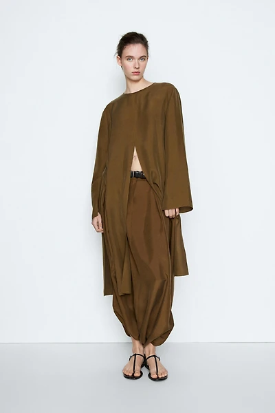 Long 100% silk top with opening detail - STUDIO
