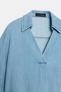 FLOWY V-NECK BLOUSE