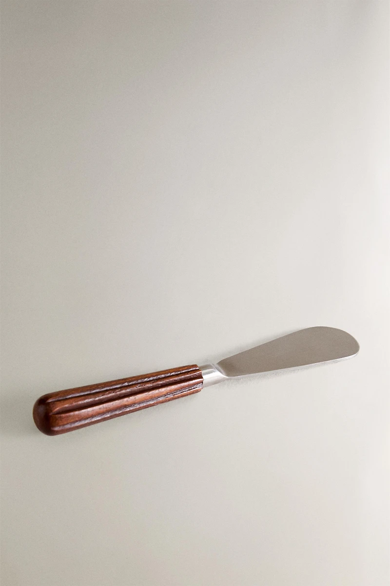 WOODEN BUTTER KNIFE