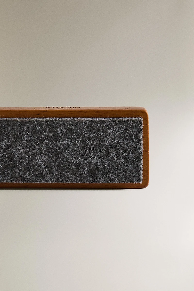 WOODEN CHALKBOARD ERASER