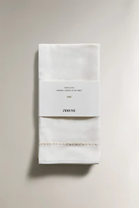 PACK OF EMBROIDERED LINEN COCKTAIL NAPKINS (PACK OF 4)
