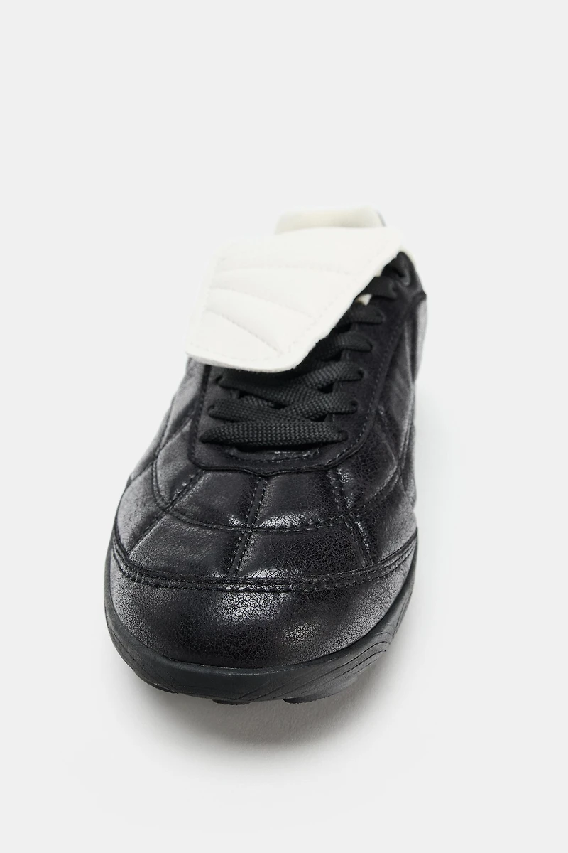 RUNNING SNEAKERS