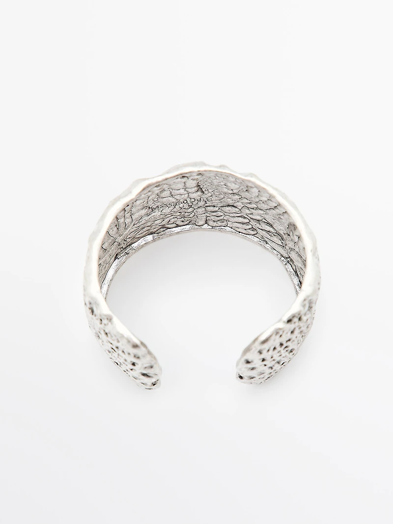 Textured metal bangle