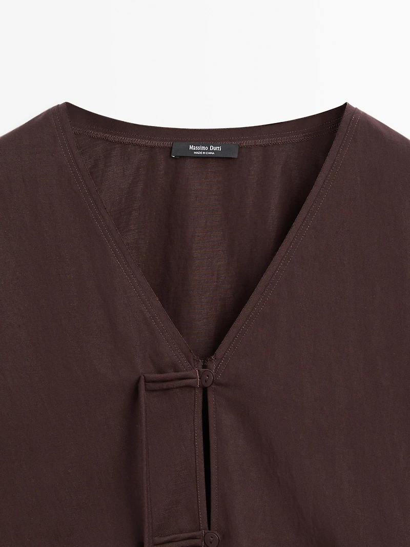 Cropped shirt with drawstring detail