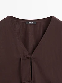 Cropped shirt with drawstring detail