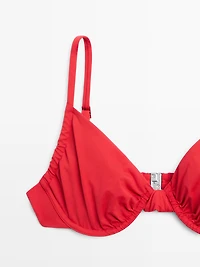 Gathered bikini top with underwire