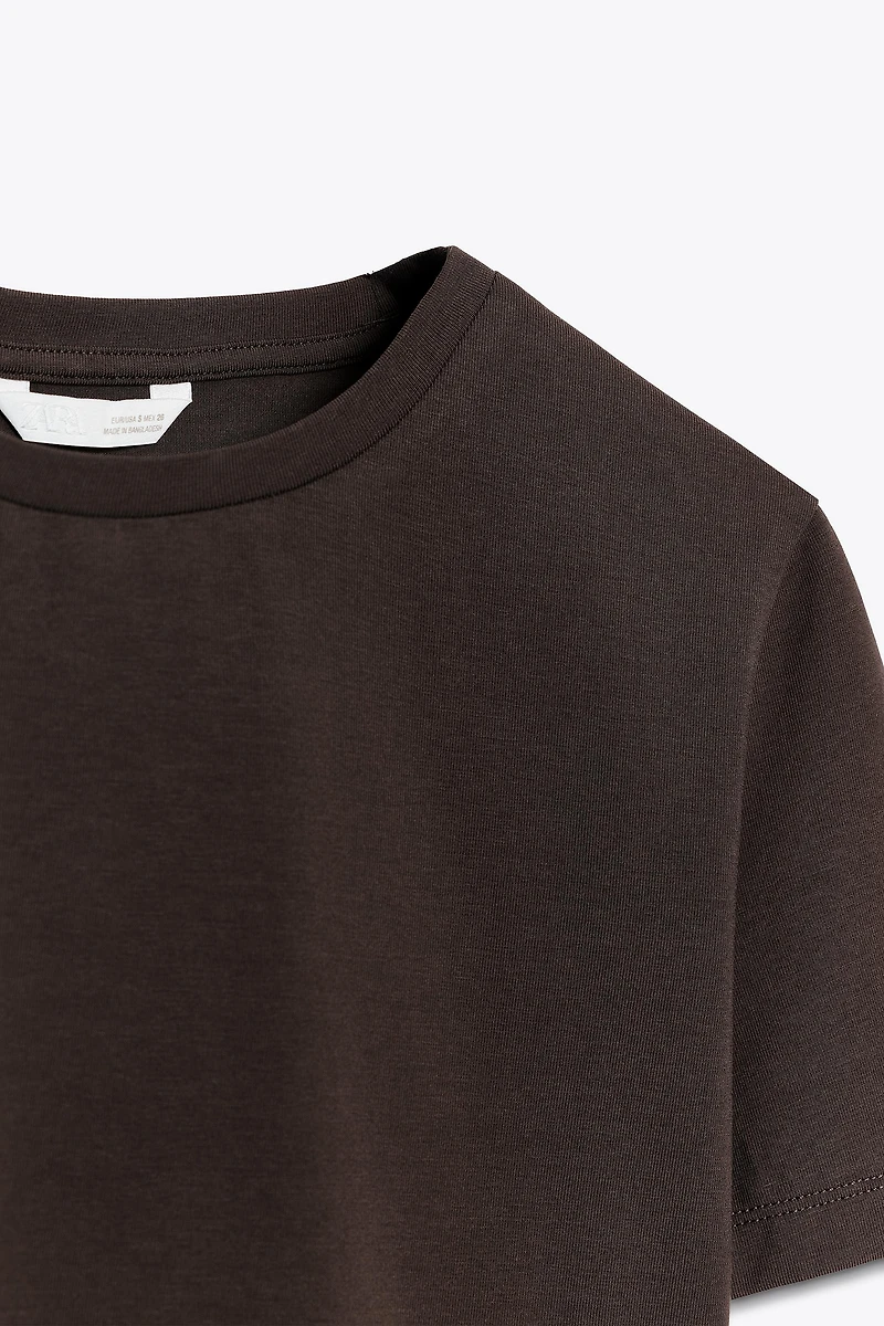 CROPPED STRETCH T-SHIRT