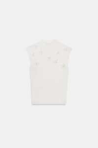 EMBOSSED FLORAL JEWEL TOP