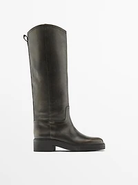 Bottes en cuir brossé