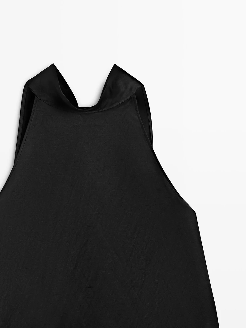 Top satiné à encolure américaine et nœud