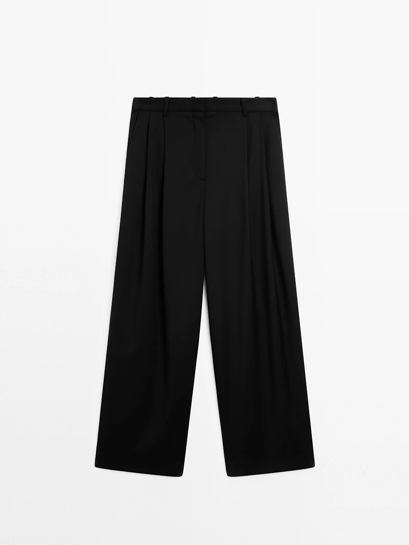 100% extra fine wool pleated trousers