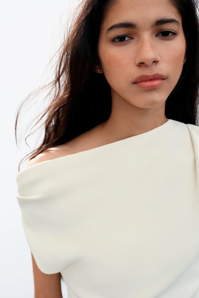 TOP ASYMÉTRIQUE EN MAILLE