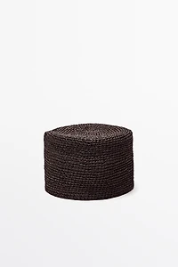 Chapeau pillbox en raphia