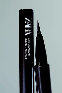 LIQUID EYELINER DARKEST BLUE