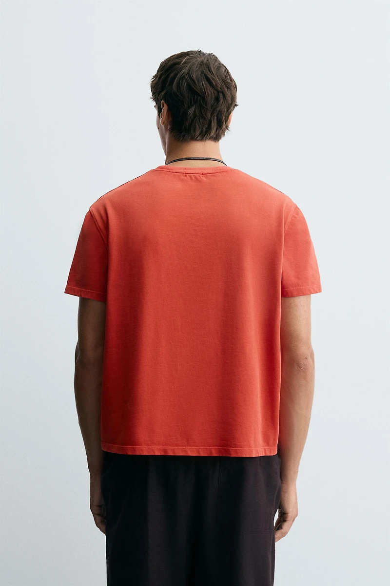 CROPPED FIT T-SHIRT