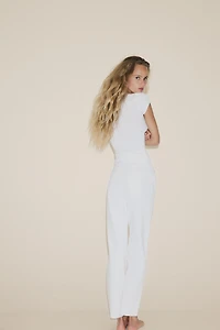HIGH-WAISTED TRF MOM FIT JEANS