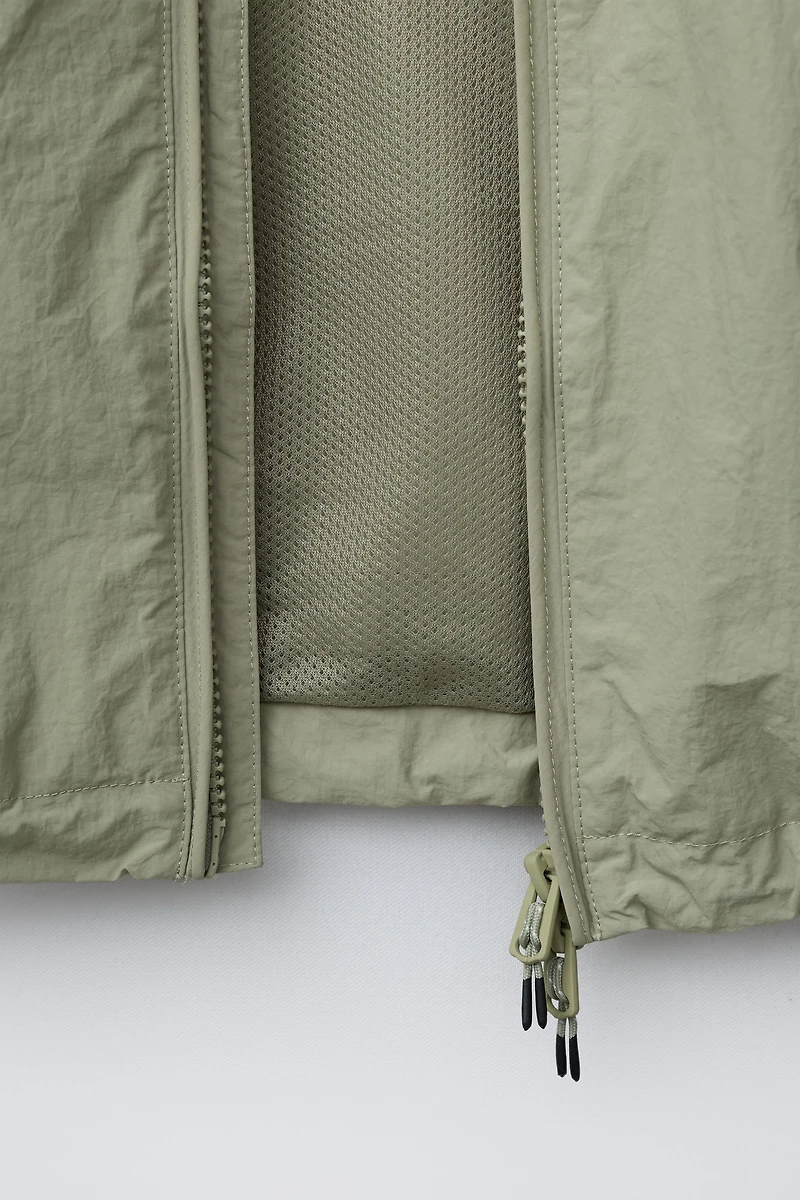 HOODED WATER REPELLENT RAINCOAT