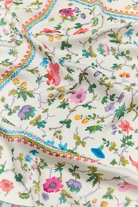 FLORAL PRINT BANDANA