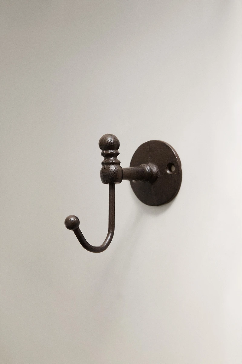 CAST IRON HANGER