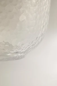 HAMMERED GLASS MUG