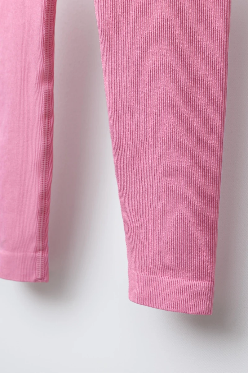 EMBOSSED TEXT RIBBED THERMAL LEGGINGS