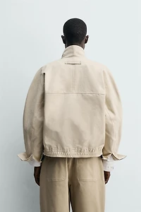 CONTRAST COLLAR JACKET