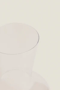 GLASS DECANTER