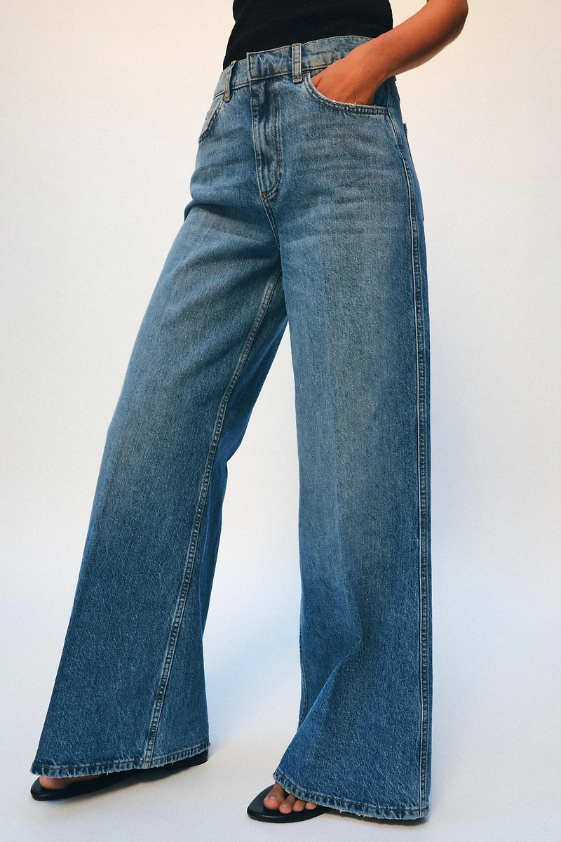 ZW COLLECTION HIGH-WAIST FLARE JEANS