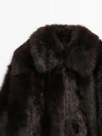 Short leather jacket with fur